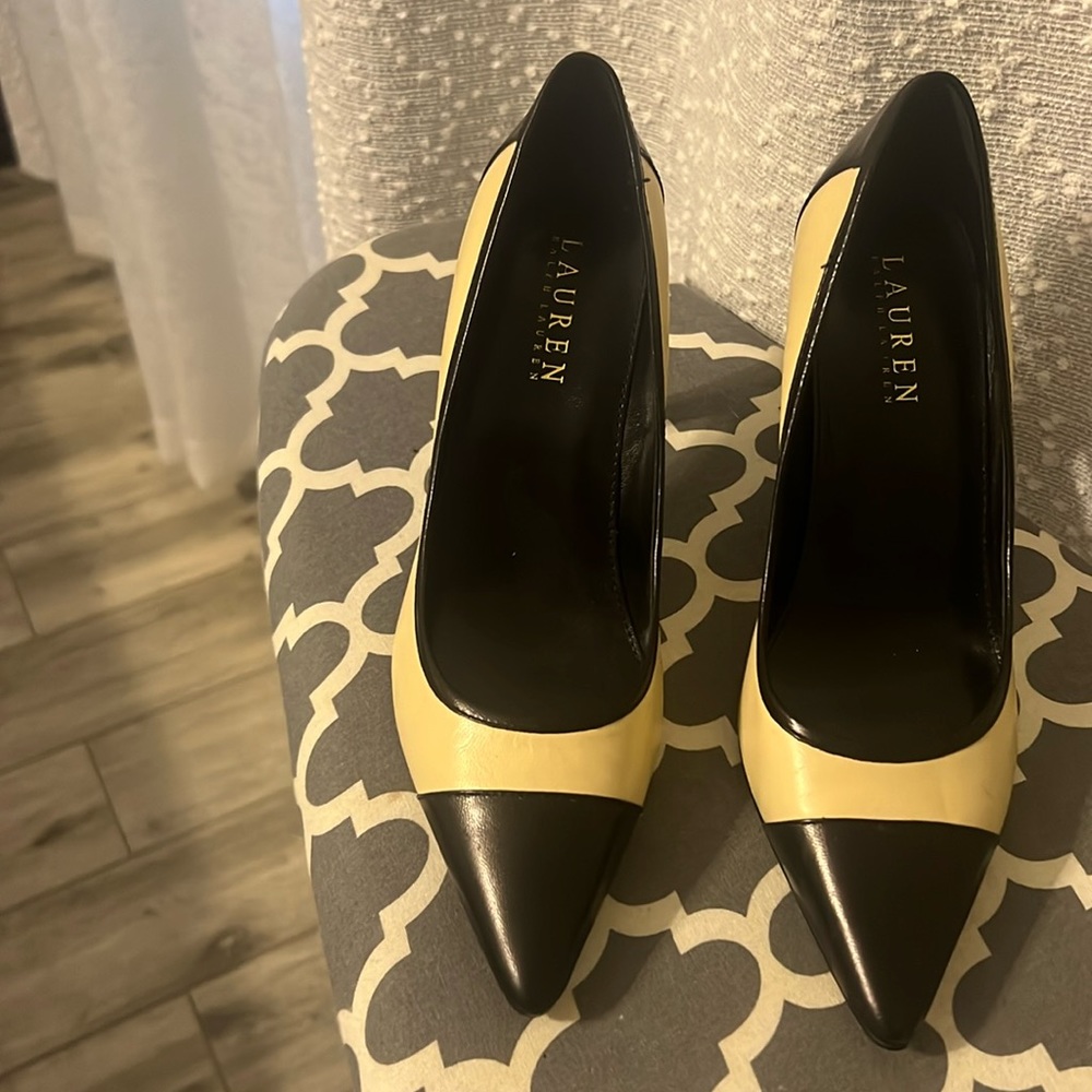 Women Shoes are not used . Are very comfort !Ralf loren brand,7.5 black cream